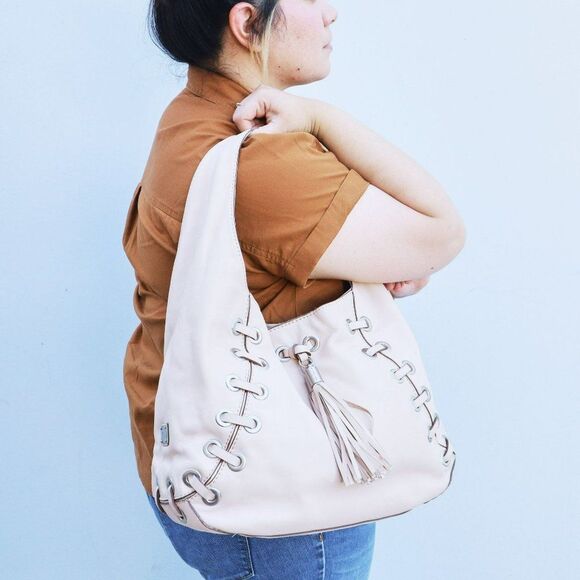 Michael Kors Astor Grommet Hobo Bag in Blush $428+ - Picture 1 of 15